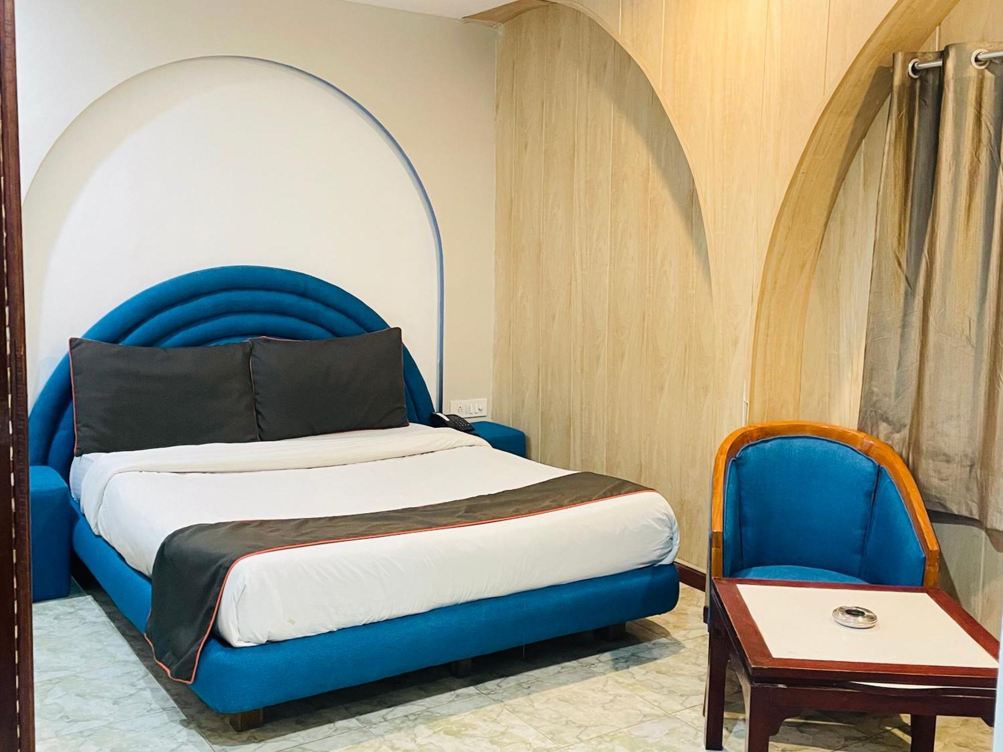 The Royal Presidency Inn Lucknow Ngoại thất bức ảnh